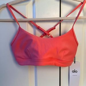 ALO SPORTS BRA NEVER WORK WITH TAGS